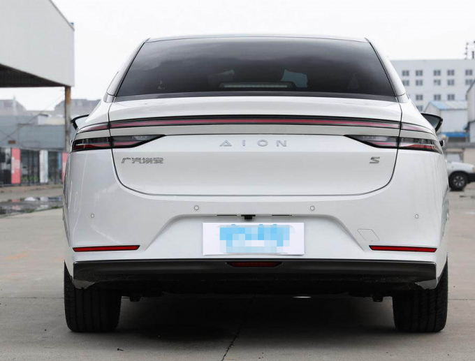 Luxurious 510KM 610KM Gac Aion S Plus Suv 5 Doors 5 Seats 7