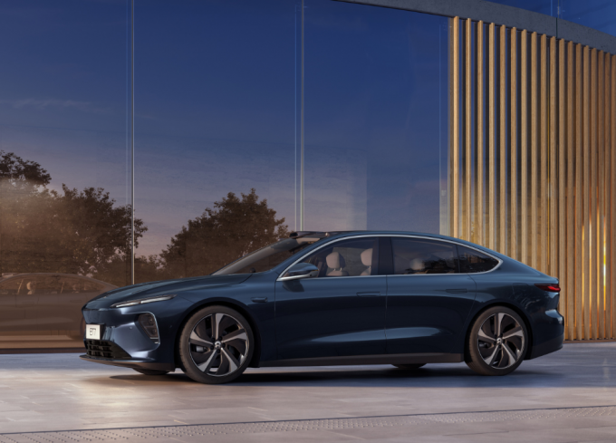 NIO ET7 2022 High Performance Mid-Large Suv 450-580KM Pure Electric 5 Doors 7 Seats 1