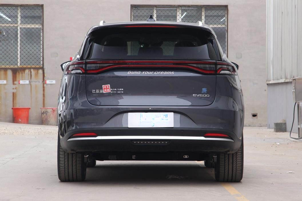 600730KM Byd Tang Electric Car Midsize SUV 5 Doors 7 Seats