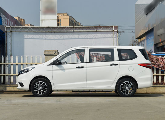 Smooth Driving MPV Electric Car 402KM Changan Auchan A600ev 5 Seats