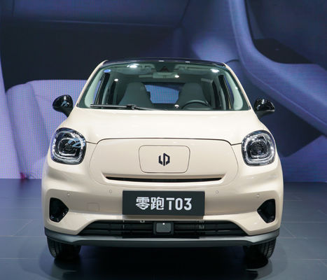 5 Doors 4 Seats Leap Motor T03 Mini Car 403KM  0.6H Quick Charge