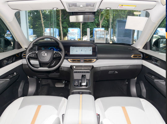 400KM Dongfeng Fengshen E70 Pure Electric Compact Car 4 Doors 5 Seats
