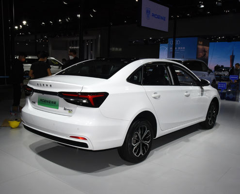 0.5H Quick Charge SAIC Motor Electric Car Roewe I6 MAX EV 502-605KM