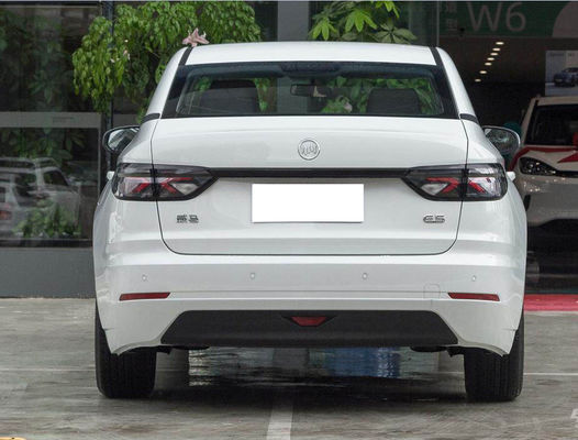 VM E.5 0.55H Quick Charge Ev 410KM - 500KM Pure Electric 4 Doors 5 Seats