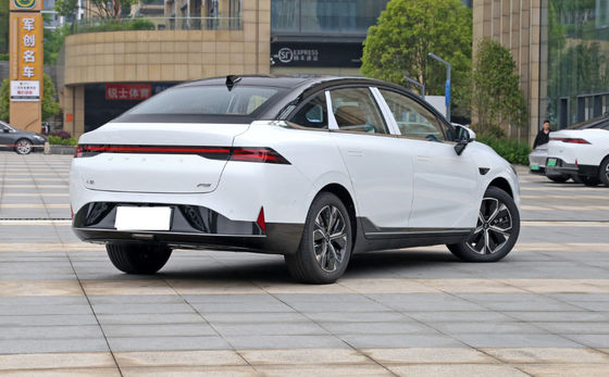 XiaoPeng P5 2022 450-550KM Compact Electric Cars 4 Doors 5 Seats